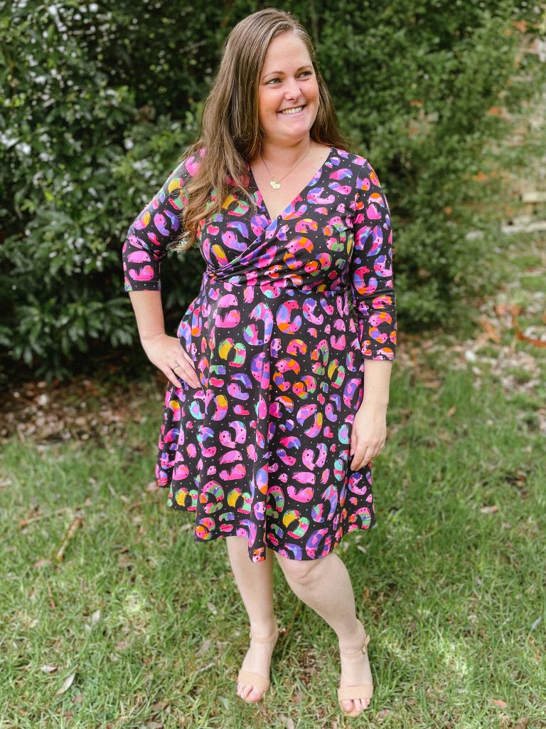 Pattern Review of the Willow Wrap Dress with how to add pockets - Sew ...