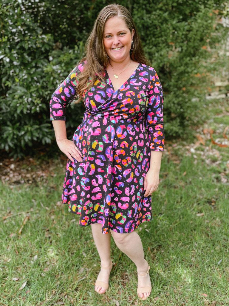 Pattern Review of the Willow Wrap Dress with how to add pockets - Sew ...
